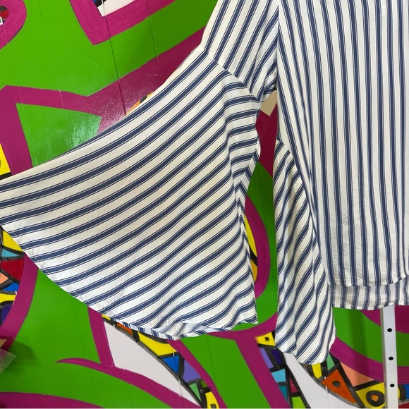 keren hart, Blue and white Striped Shirt, big ruffle sleeves. Size Medium. - Picture 2 of 7